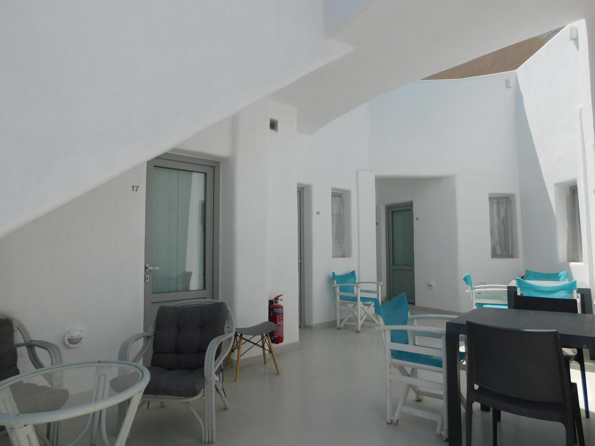 Fira Unique Rooms ภายนอก รูปภาพ