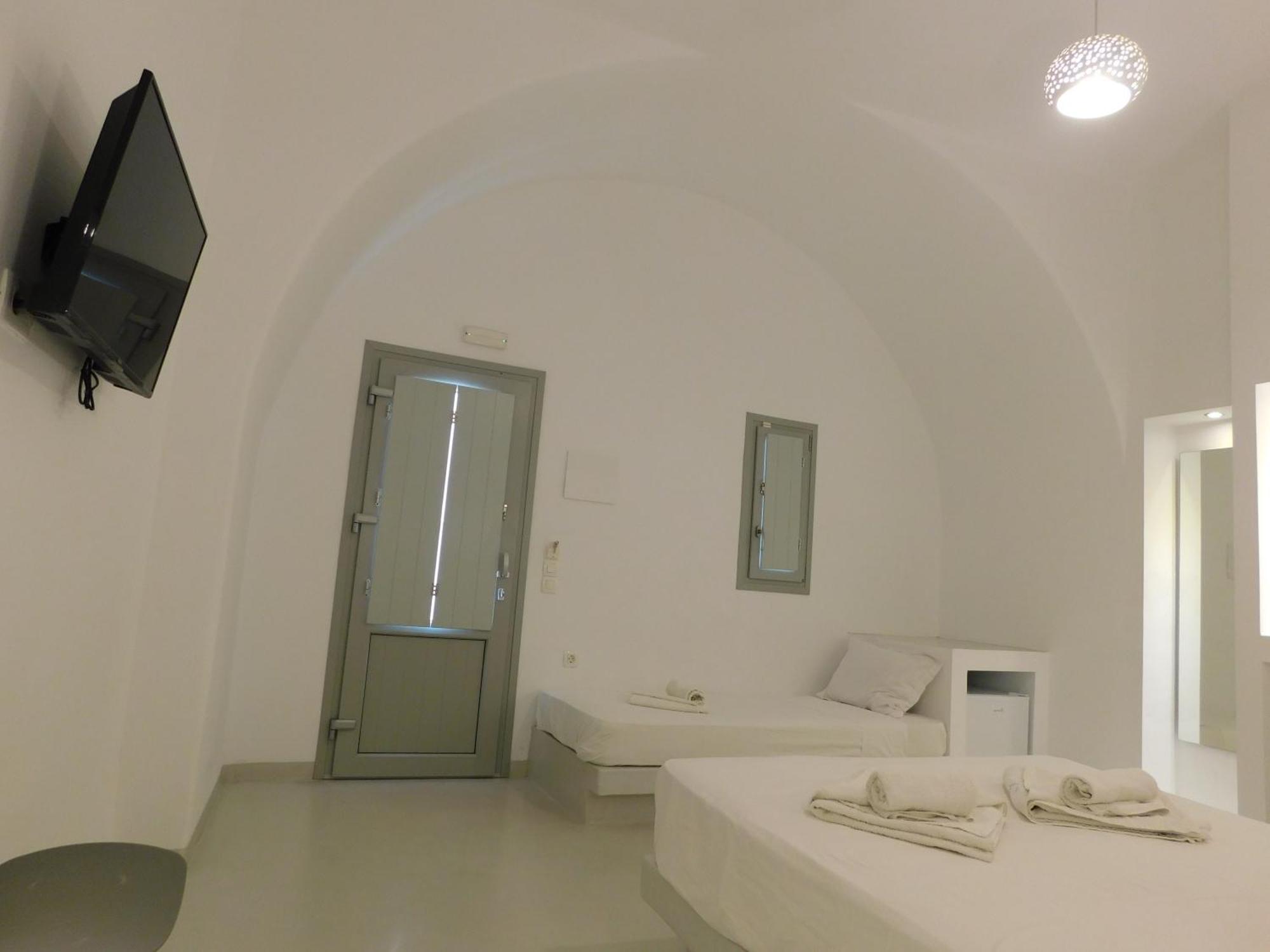 Fira Unique Rooms ภายนอก รูปภาพ
