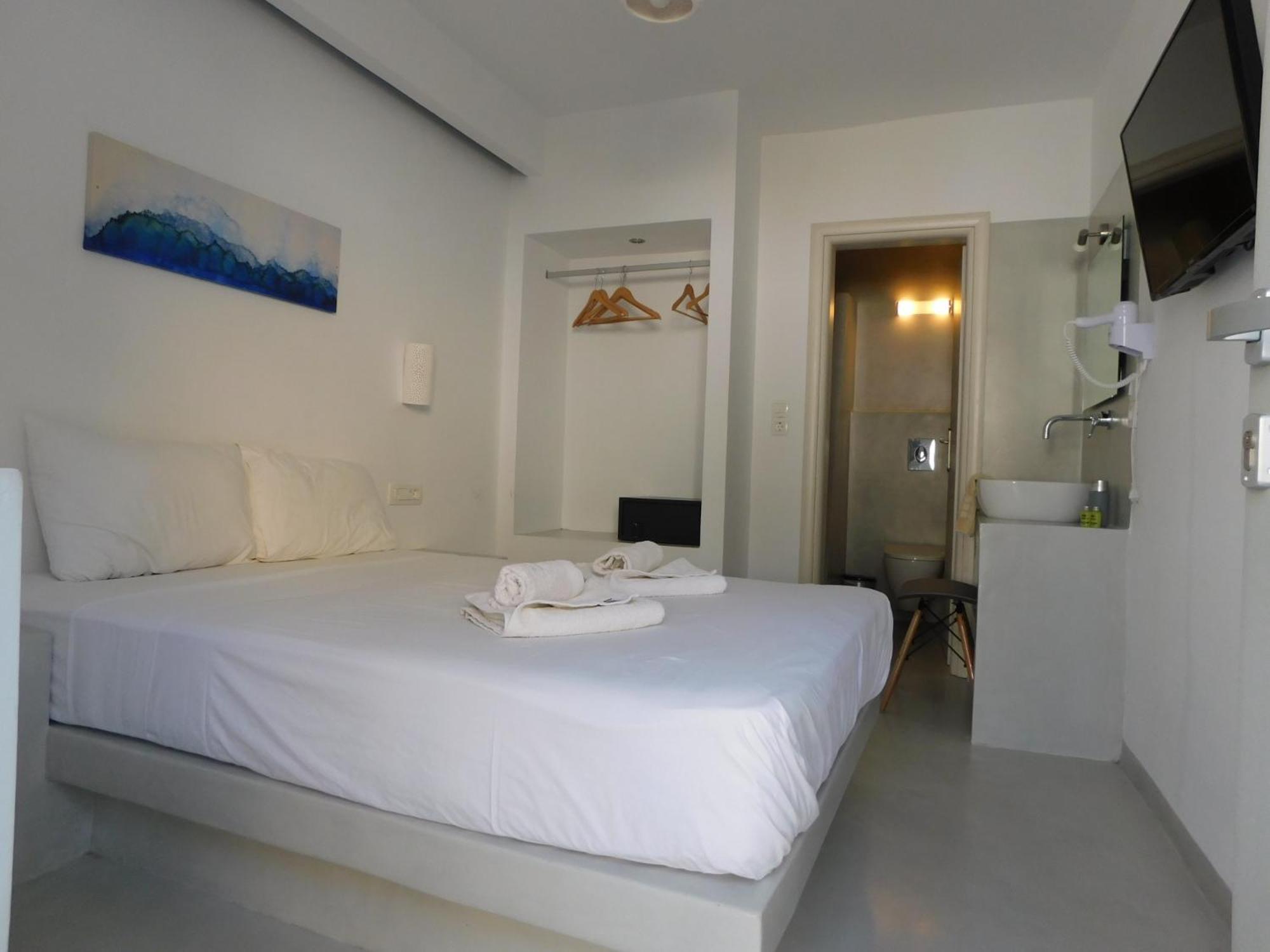Fira Unique Rooms ภายนอก รูปภาพ
