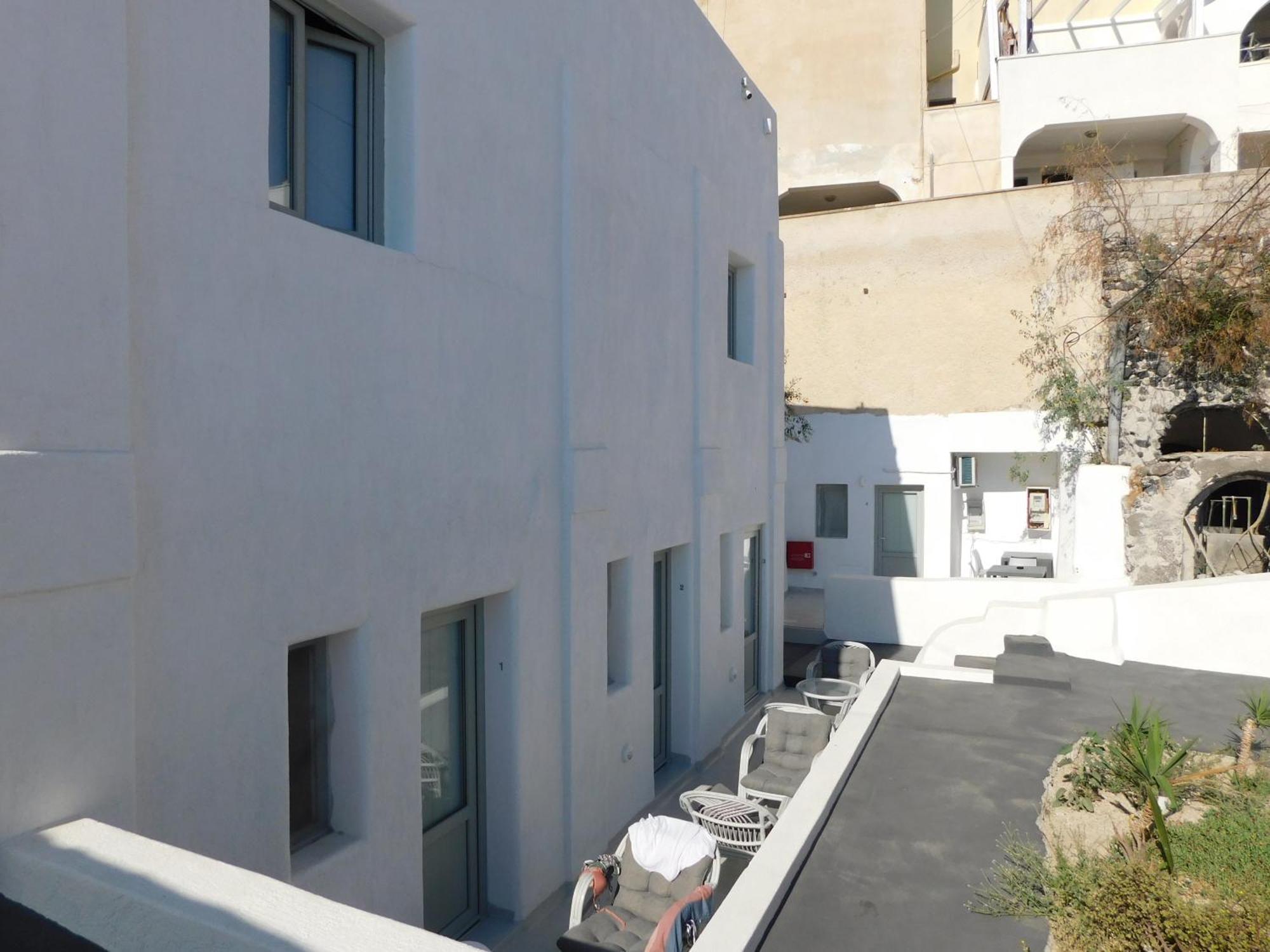 Fira Unique Rooms ภายนอก รูปภาพ